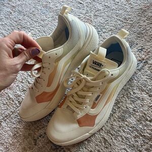 Vans Ultrarange Exo Women's Shoe - Ombre Sunrise!